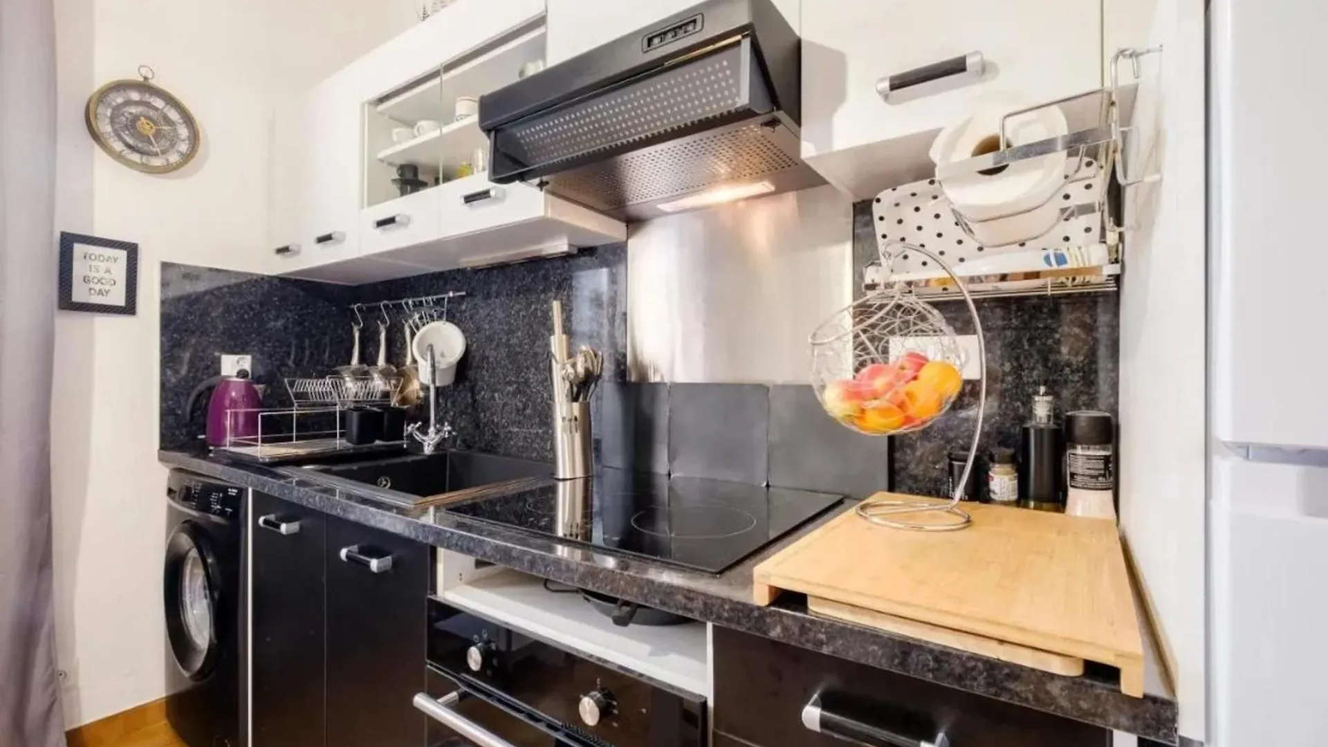 Appartement Moderne A Villeneuve Loubet 45 M² Terrasse Amenagee Apartment